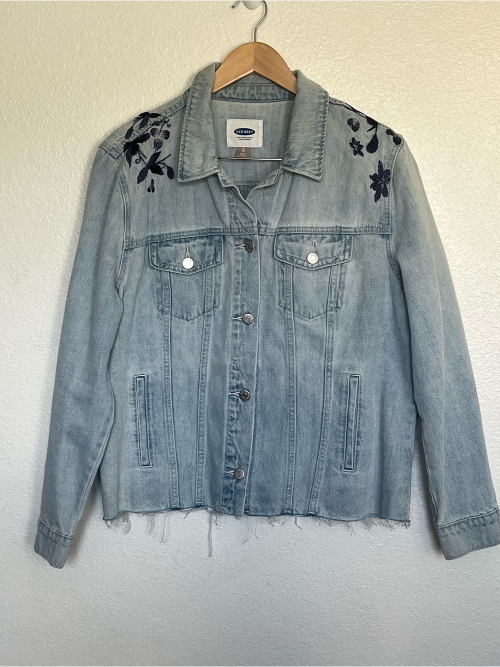 Old Navy Light Blue Denim Jacket with Dark Blue Floral Embroidery XL